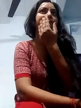 Anushka Singh0 online show from 03.02.26