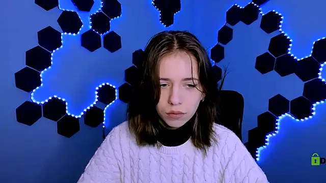 Snapshot of cleo_cool chatting on 02.19.26 cleo cool online show from 02.19.26