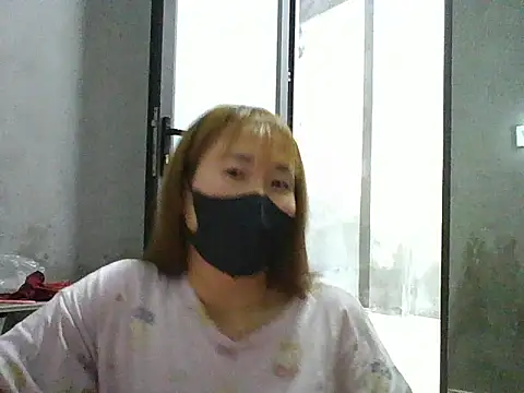 Snapshot of Yuki-babi2k chatting on 02.26.26 Yuki-babi2k online show from 02.26.26