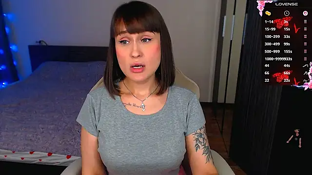 Mel Lovell  online show from 04.05.26