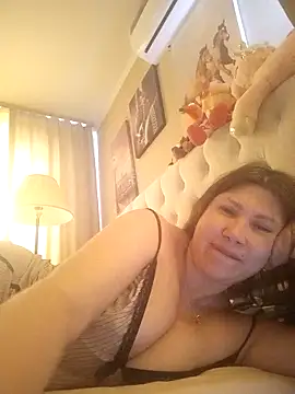 Snapshot of Nowher1_baby chatting on 02.13.26 Nowher1 baby online show from 02.13.26