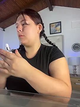 Snapshot of cotton_07 chatting on 02.25.26 cotton 07 online show from 02.25.26