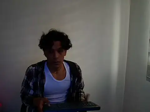 DollsKiara online show from 04.16.26