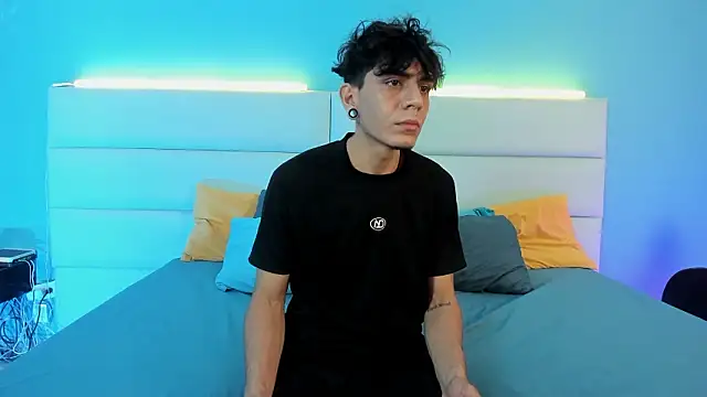 abrilandjulian online show from 02.28.26