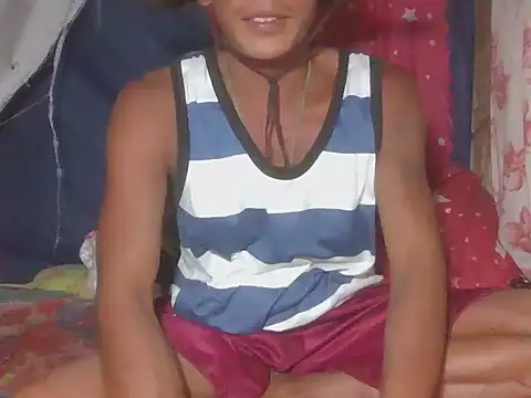 Snapshot of MorenoArwel chatting on 02.17.26 MorenoArwel online show from 02.17.26