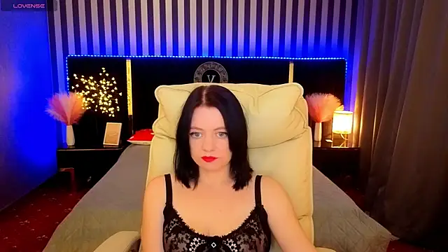 Ingrit tass online show from 03.25.26