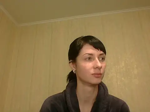 Snapshot of _OnyxQueen_ chatting on 02.17.26 OnyxQueen online show from 02.17.26