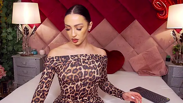 Snapshot of VictoriaLanes chatting on 02.21.26 VictoriaLanes online show from 02.21.26