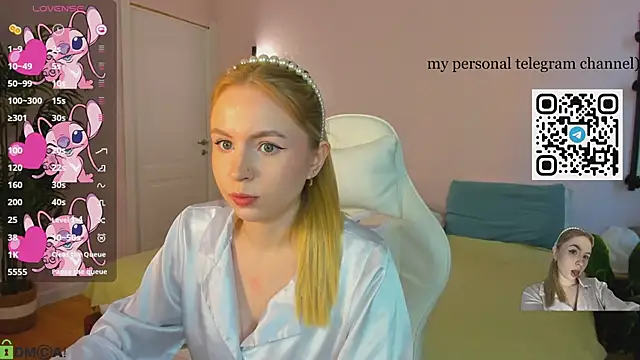 Snapshot of Linda__Bloom chatting on 03.31.26 Linda Bloom online show from 03.31.26