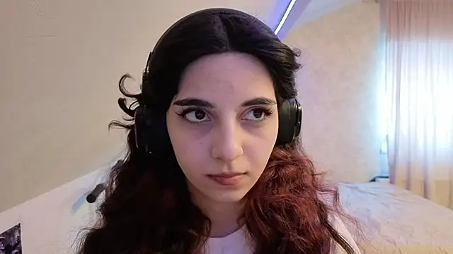 Snapshot of Blissmissataeses chatting on 02.20.26 Blissmissataeses online show from 02.20.26