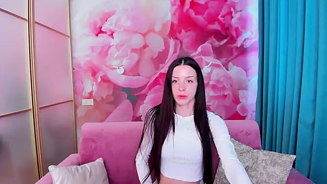 Snapshot of NoirDiva chatting on 06.05.26 NoirDiva online show from 06.05.26