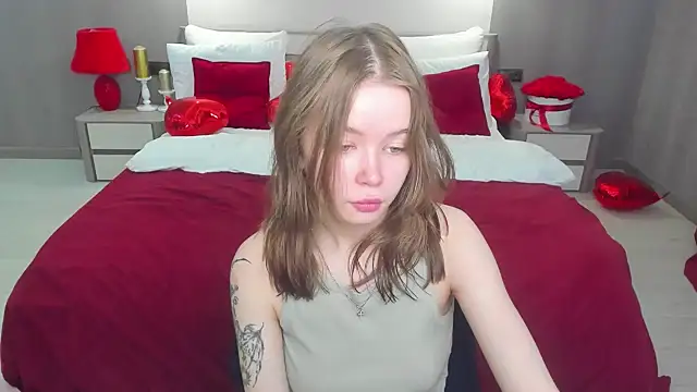 Snapshot of Violetta__Dreams chatting on 03.02.26 Violetta Dreams online show from 03.02.26