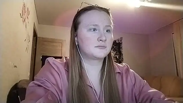 AnikaLipps online show from 04.02.26