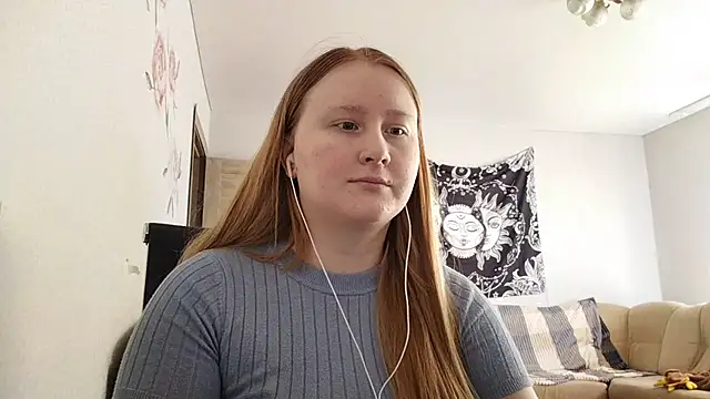 Snapshot of AnikaLipps chatting on 04.17.26 AnikaLipps online show from 04.17.26