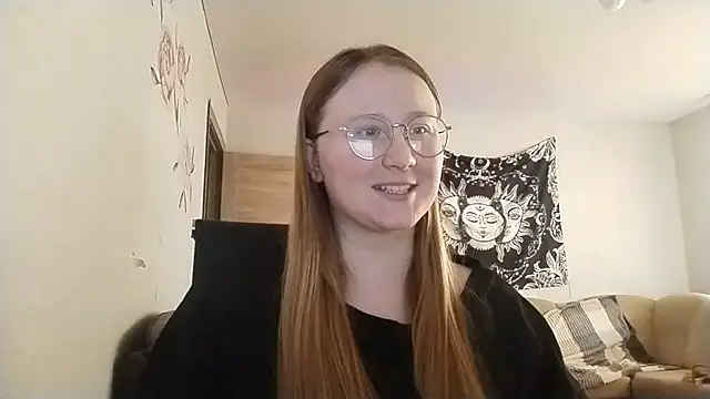 Snapshot of AnikaLipps chatting on 04.25.26 AnikaLipps online show from 04.25.26