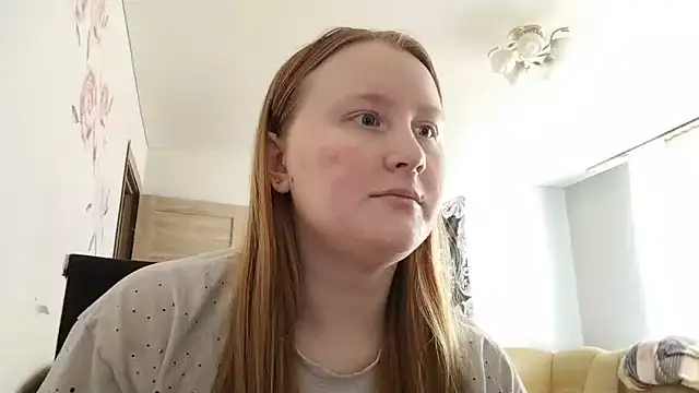 Snapshot of AnikaLipps chatting on 05.19.26 AnikaLipps online show from 05.19.26