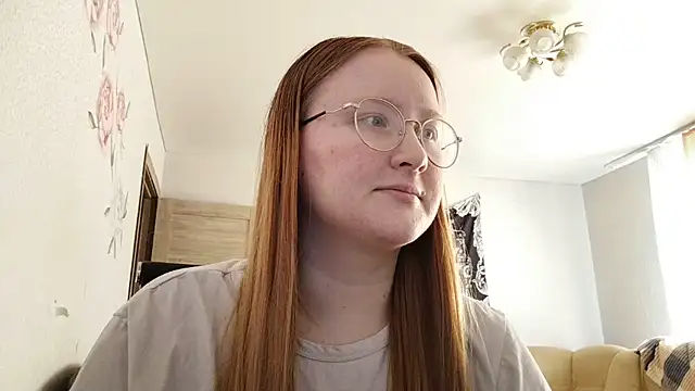 Snapshot of AnikaLipps chatting on 05.24.26 AnikaLipps online show from 05.24.26