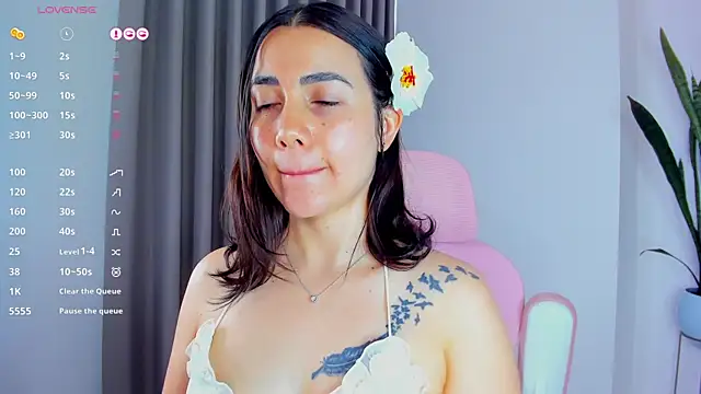 sara ospina22 online show from 04.18.26