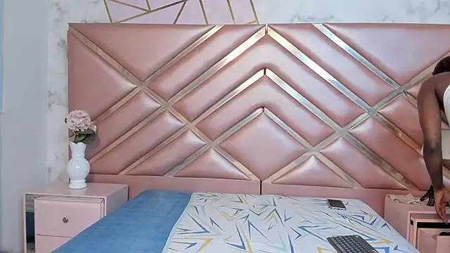 CharleneSmith online show from 04.06.26