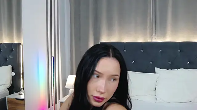VikkyVonn online show from 07.10.26