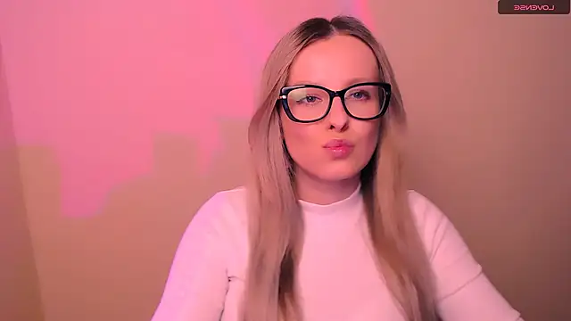 Snapshot of AnnePeach chatting on 02.27.26 AnnePeach online show from 02.27.26