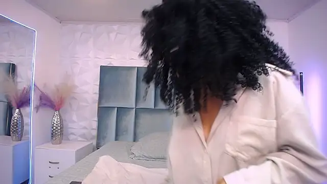 Ana ricciardi  online show from 02.18.26