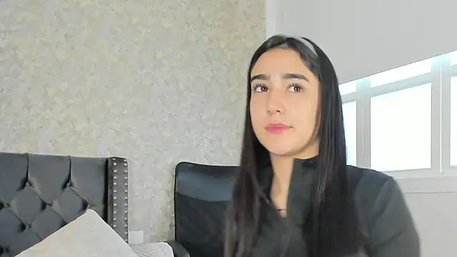 Snapshot of Anika_H chatting on 06.04.26 Anika H online show from 06.04.26
