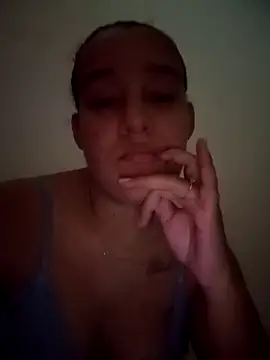 mykasantos20 online show from 02.28.26