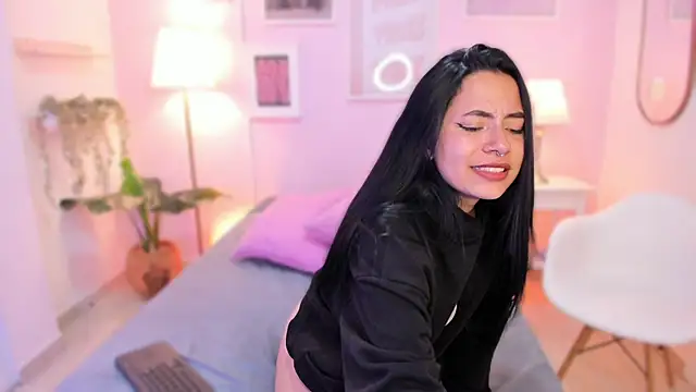 Ivyy sweet  online show from 02.18.26