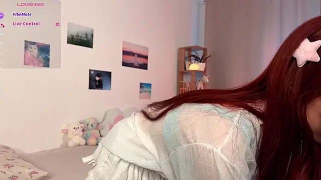 Snapshot of Neonilllla chatting on 02.18.26 Neonilllla online show from 02.18.26