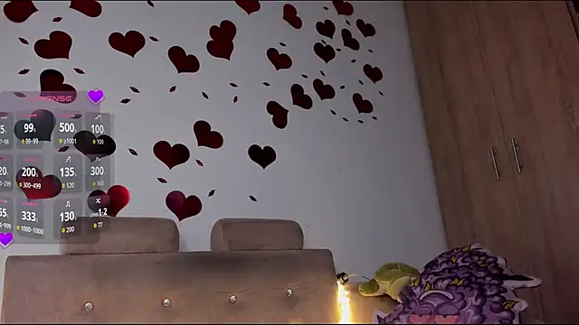 Giulia Cash online show from 04.04.26