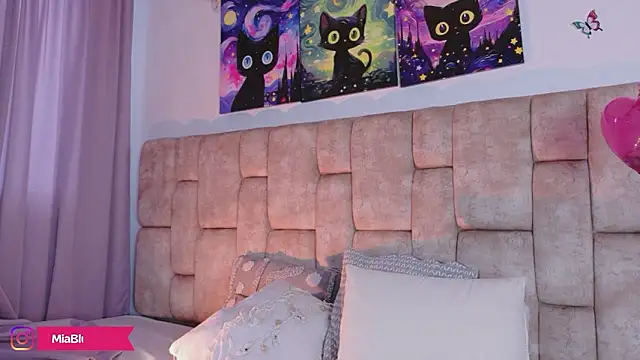 MiiaBlumm  online show from 03.22.26