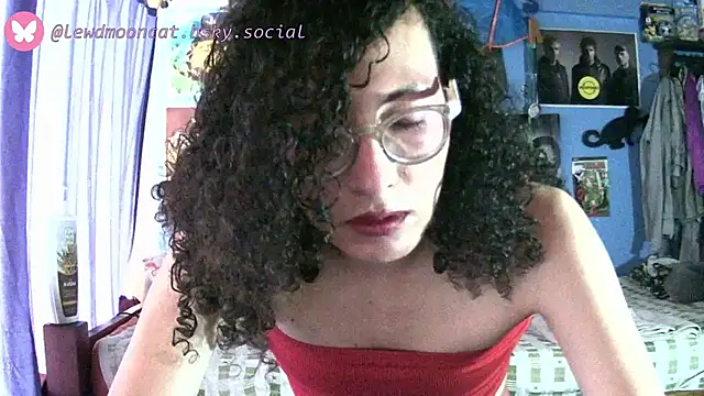 lewd mooncat online show from 04.14.26