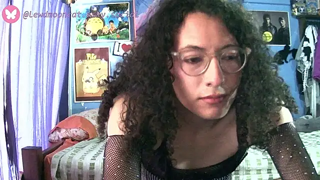 lewd mooncat online show from 04.15.26