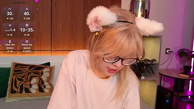 MoliQin online show from 05.05.26