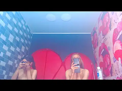 Snapshot of charlottxjuless chatting on 02.20.26 charlottxjuless online show from 02.20.26