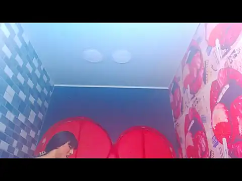 Snapshot of charlottxjuless chatting on 02.25.26 charlottxjuless online show from 02.25.26