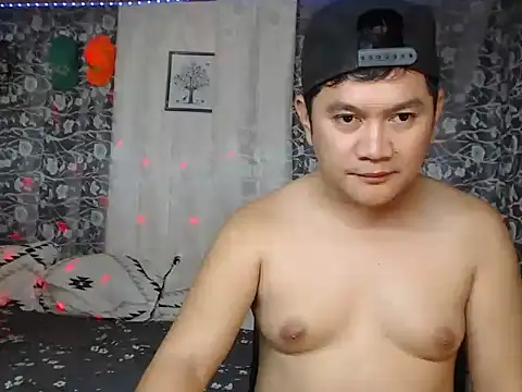 Snapshot of adorableasianboy69 chatting on 03.11.26 adorableasianboy69 online show from 03.11.26