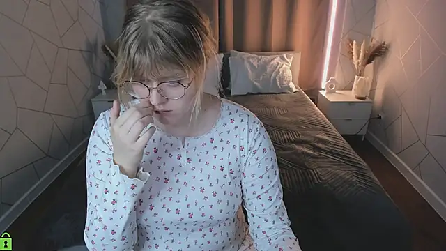 luna c0ra online show from 03.27.26