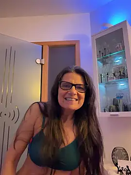 Snapshot of Dance_Lady chatting on 02.27.26 Dance Lady online show from 02.27.26