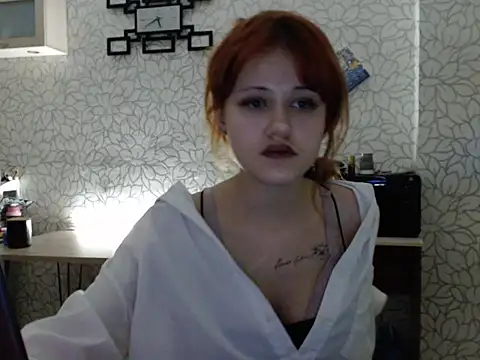 Snapshot of SolarAdrienne chatting on 02.15.26 SolarAdrienne online show from 02.15.26