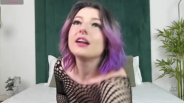 Snapshot of NatashaBlaze_ chatting on 02.20.26 NatashaBlaze online show from 02.20.26