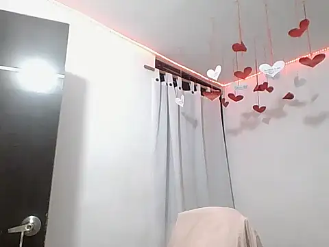 Snapshot of Lia1224 chatting on 02.16.26 Lia1224 online show from 02.16.26