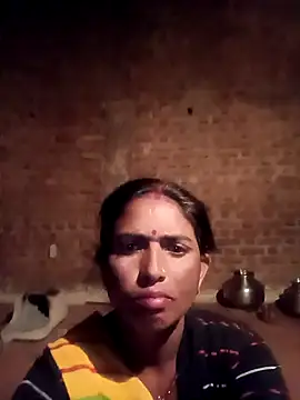 Snapshot of Hot_re83 chatting on 02.17.26 Hot re83 online show from 02.17.26