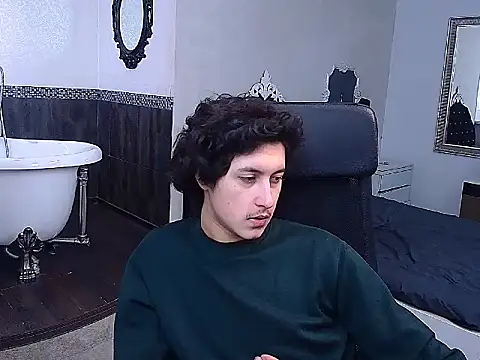 Snapshot of GriffinDane chatting on 02.26.26 GriffinDane online show from 02.26.26