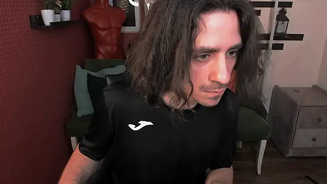 Snapshot of Daniel_Morrise chatting on 02.18.26 Daniel Morrise online show from 02.18.26