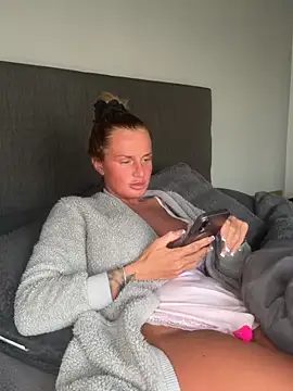 jadey19x online show from 04.25.26