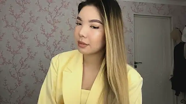 Snapshot of Elina_Mottel chatting on 02.24.26 Elina Mottel online show from 02.24.26