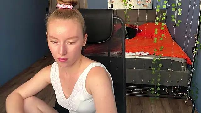 Anna Kare online show from 08.06.26