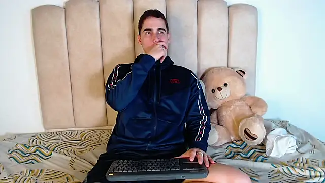 ryanlevi1 online show from 02.24.26